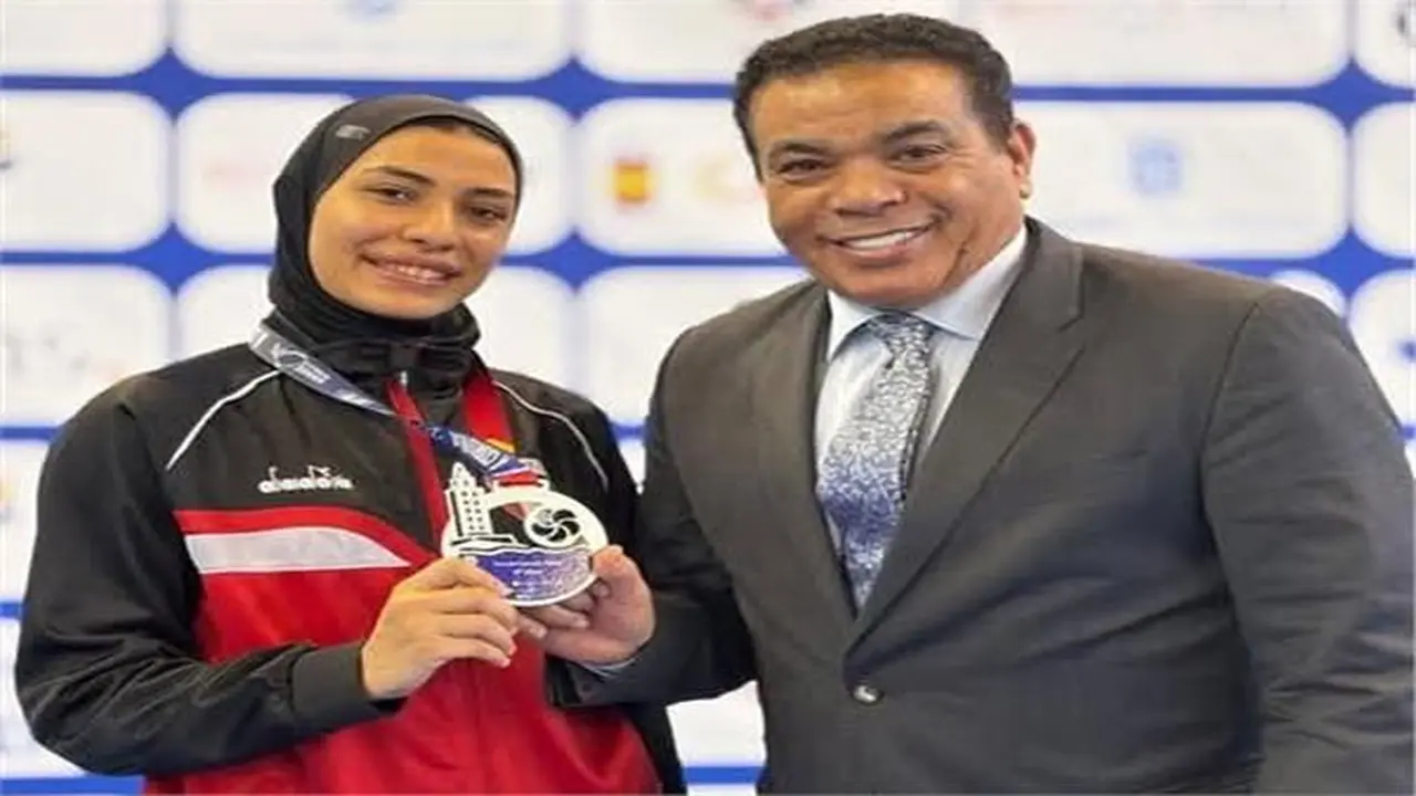 جنا حازم تحصد فضية بطولة الدوري العالمي للكاراتيه